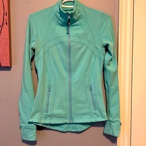 Lululemon Define